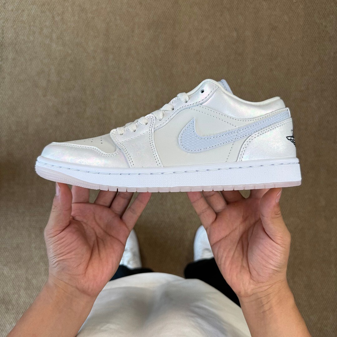 Air Jordan 1 Low SE White Iridescent Pink Foam Light Blue DX4376-180 - Image 10