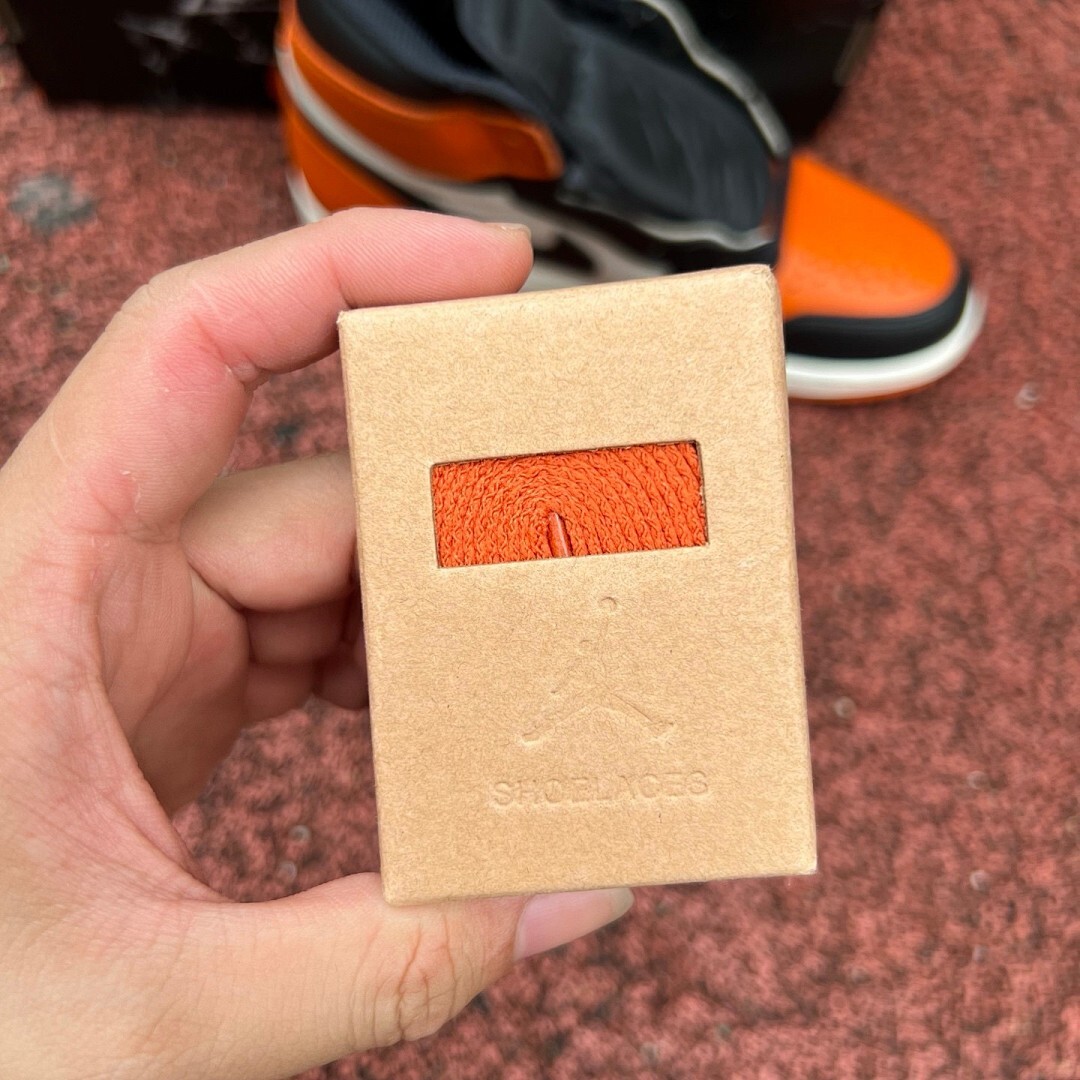 Air Jordan 1 Retro High OG Shattered Backboard 3.0 555088-028 - Image 8