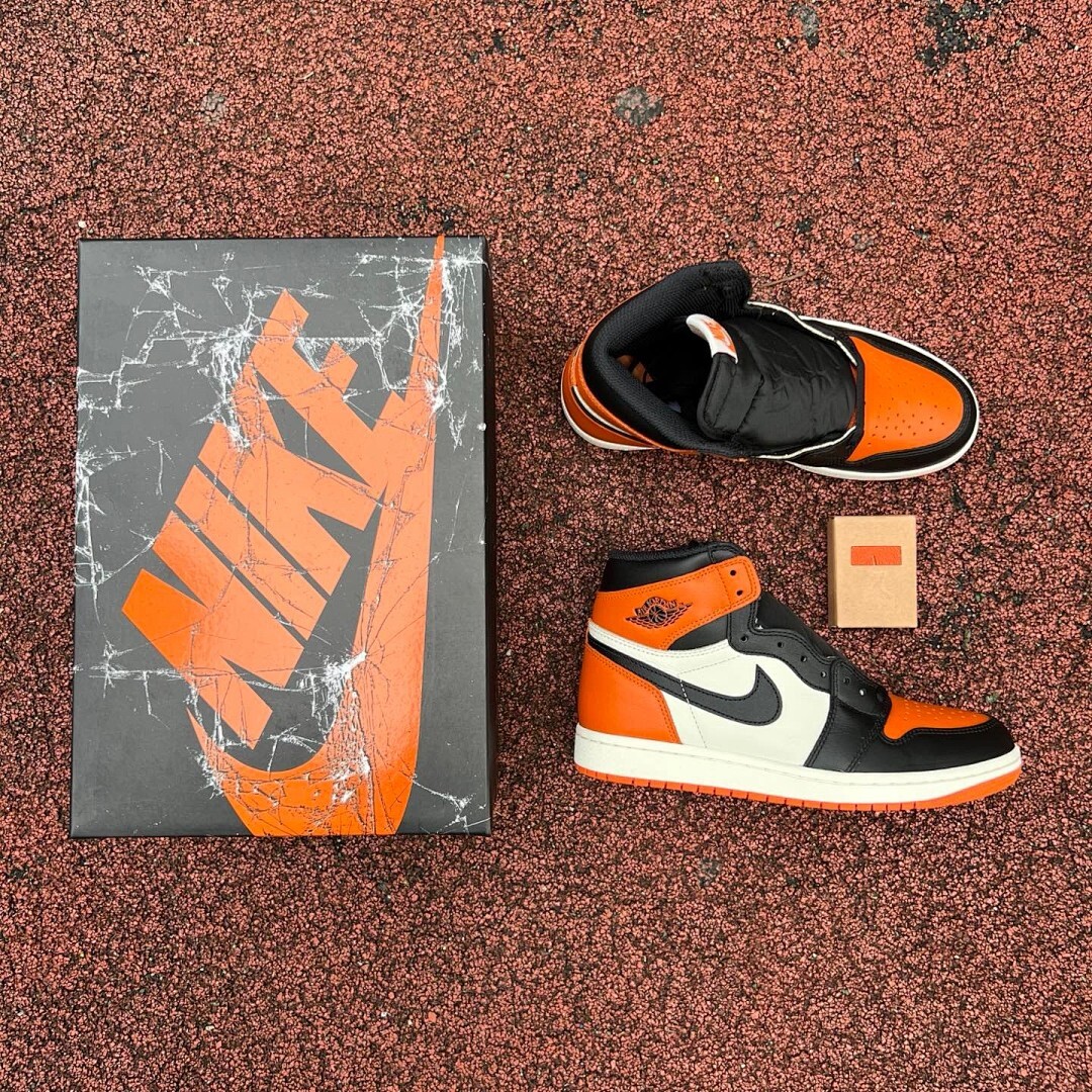 Air Jordan 1 Retro High OG Shattered Backboard 3.0 555088-028 - Image 10