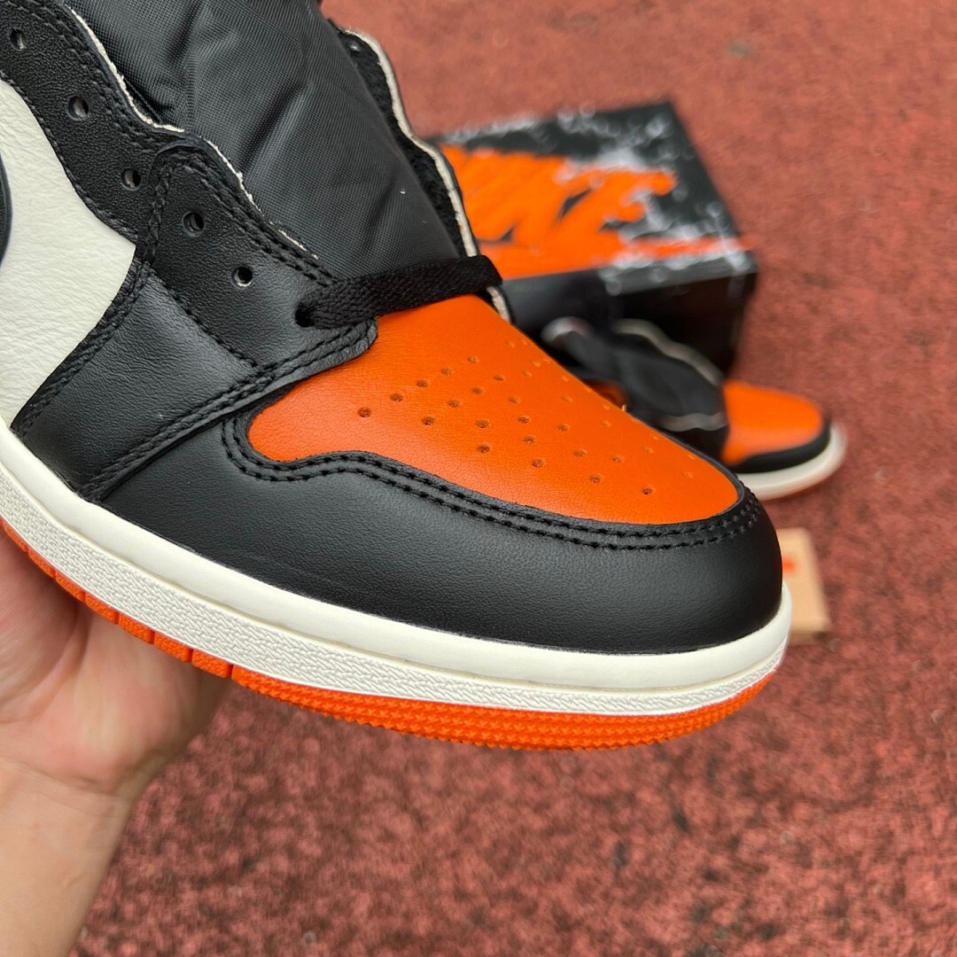 Air Jordan 1 Retro High OG Shattered Backboard 3.0 555088-028 - Image 12