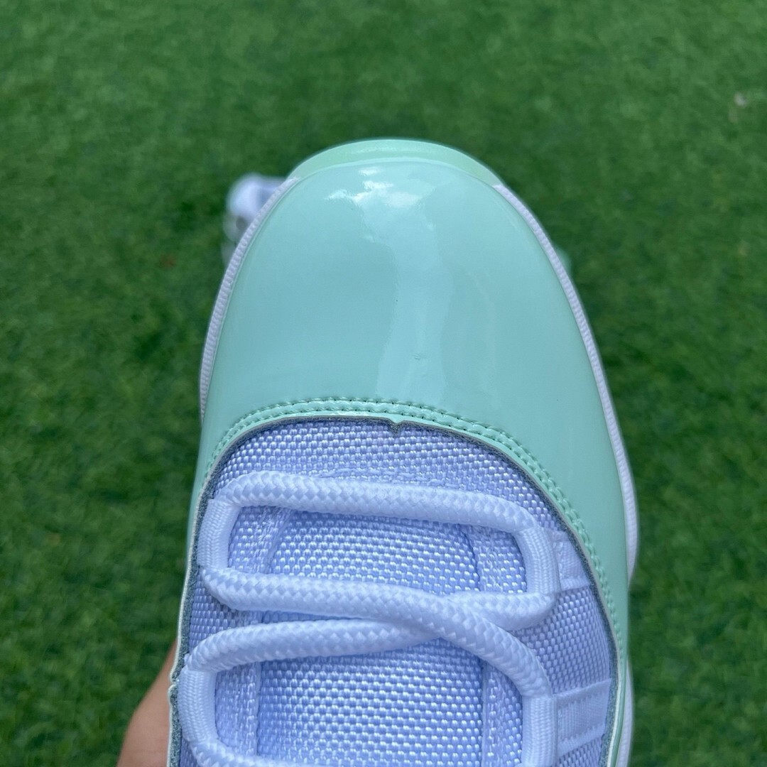Air Jordan 11 Low Island Green (WMNS) AH7860-106 - Image 4