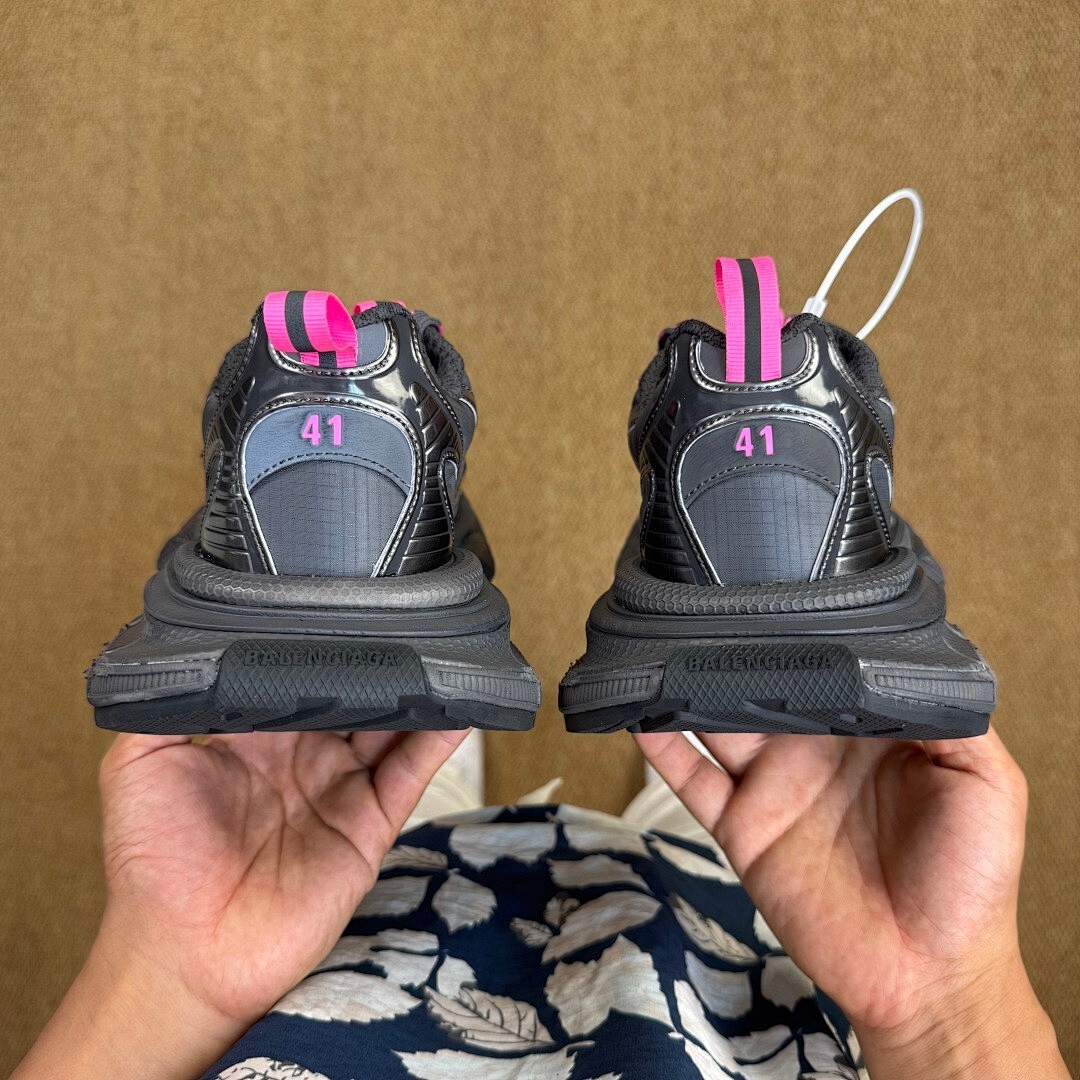 Balenciaga Runner Sneaker Anthracite Metallic Silver Hot Pink - Image 7