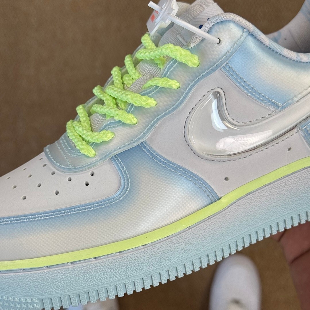 Nike Air Force 1 '07 SE Glacier Ice Barely Volt CV1724-400 - Image 5