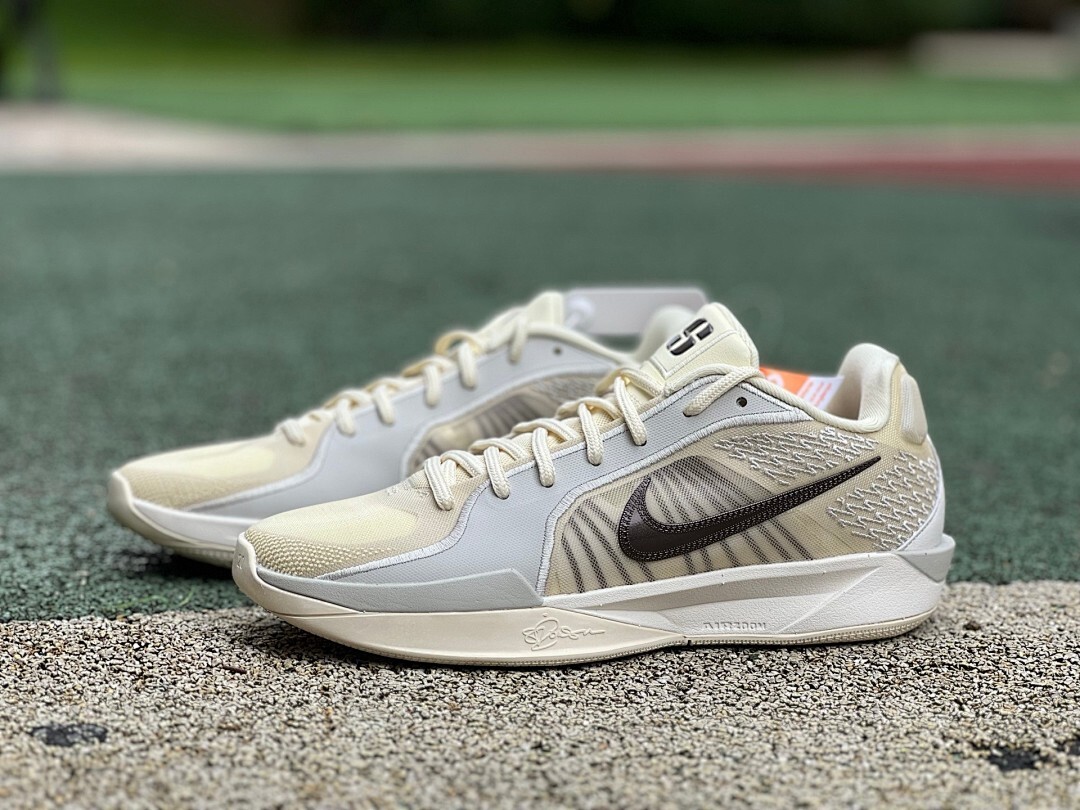 Nike Kobe 8 Protro Sail Dark Cinder