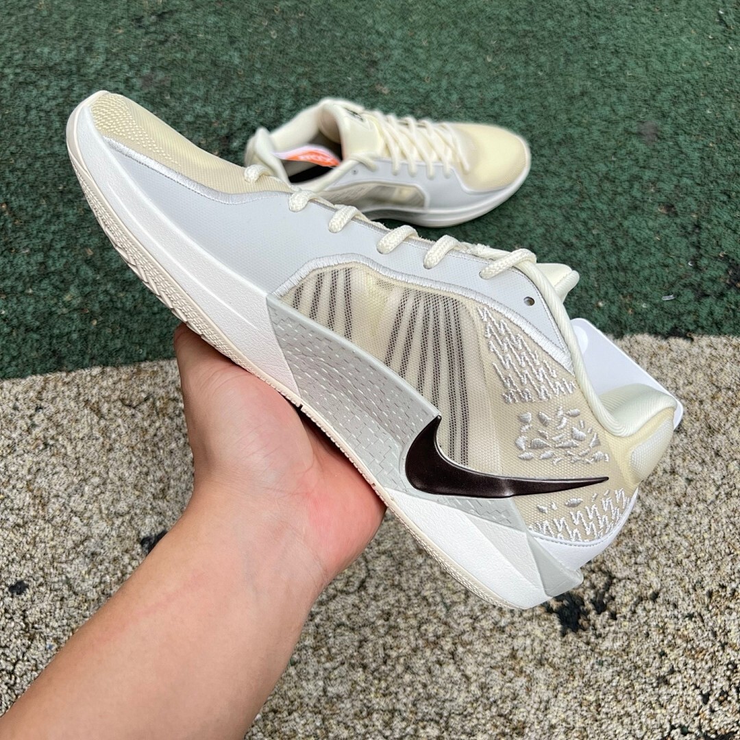 Nike Kobe 8 Protro Sail Dark Cinder - Image 7