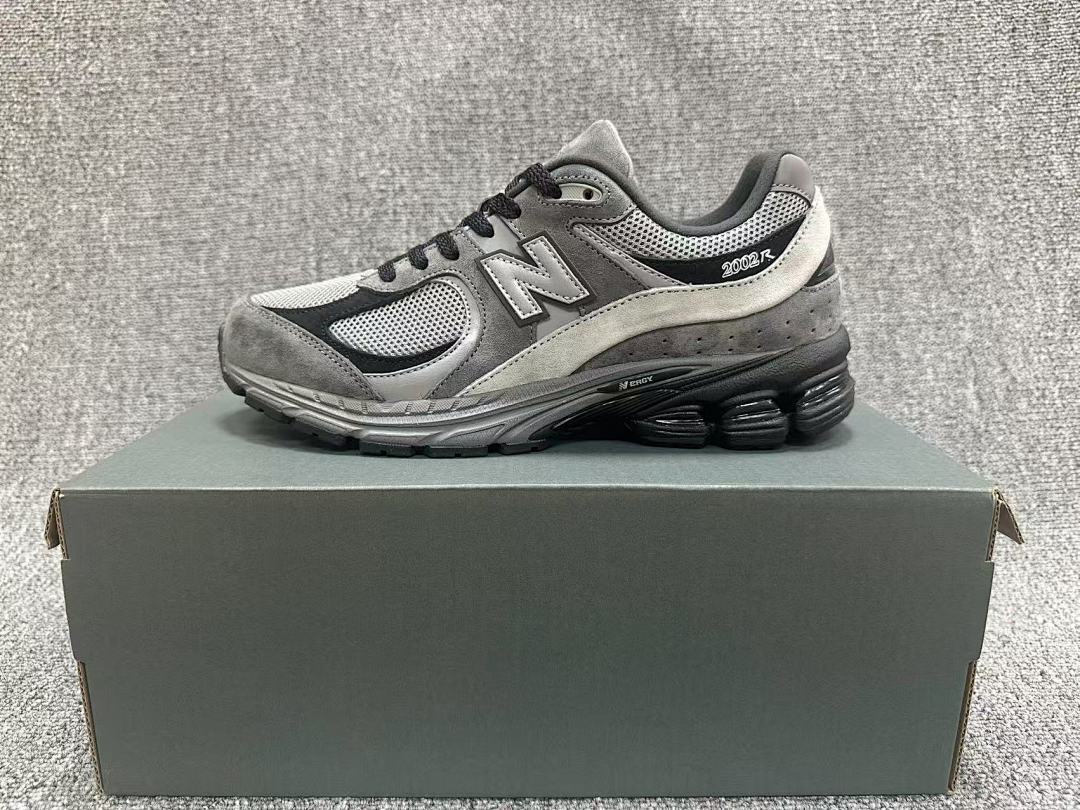 New Balance 2002R Unisex Lifestyle Running Sneakers - Phantom Castlerock Grey M2002RVA - N-ERGY Cushioning