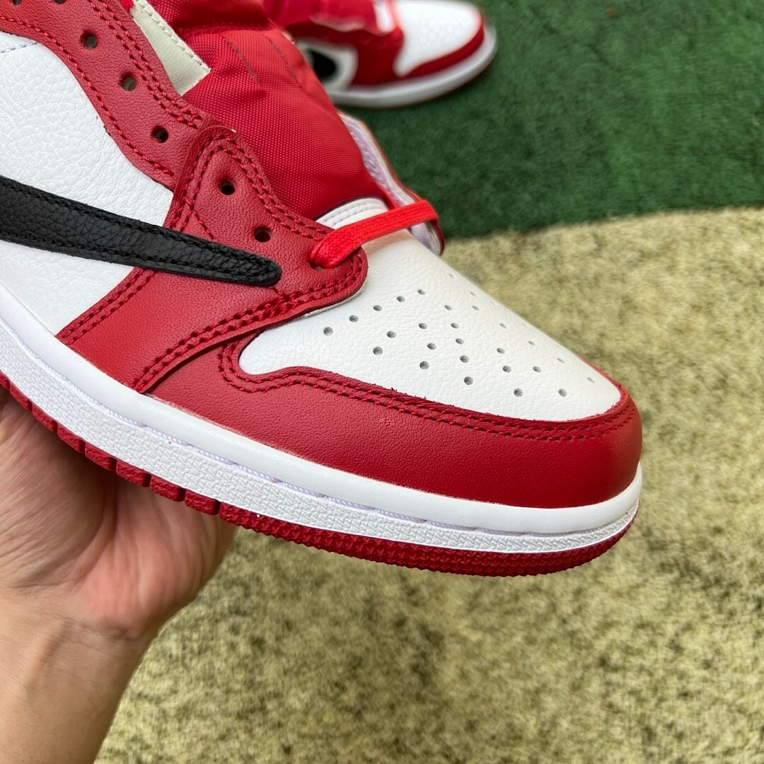 Nike Air Jordan 1 Low Travis Scott Chicago - Image 11