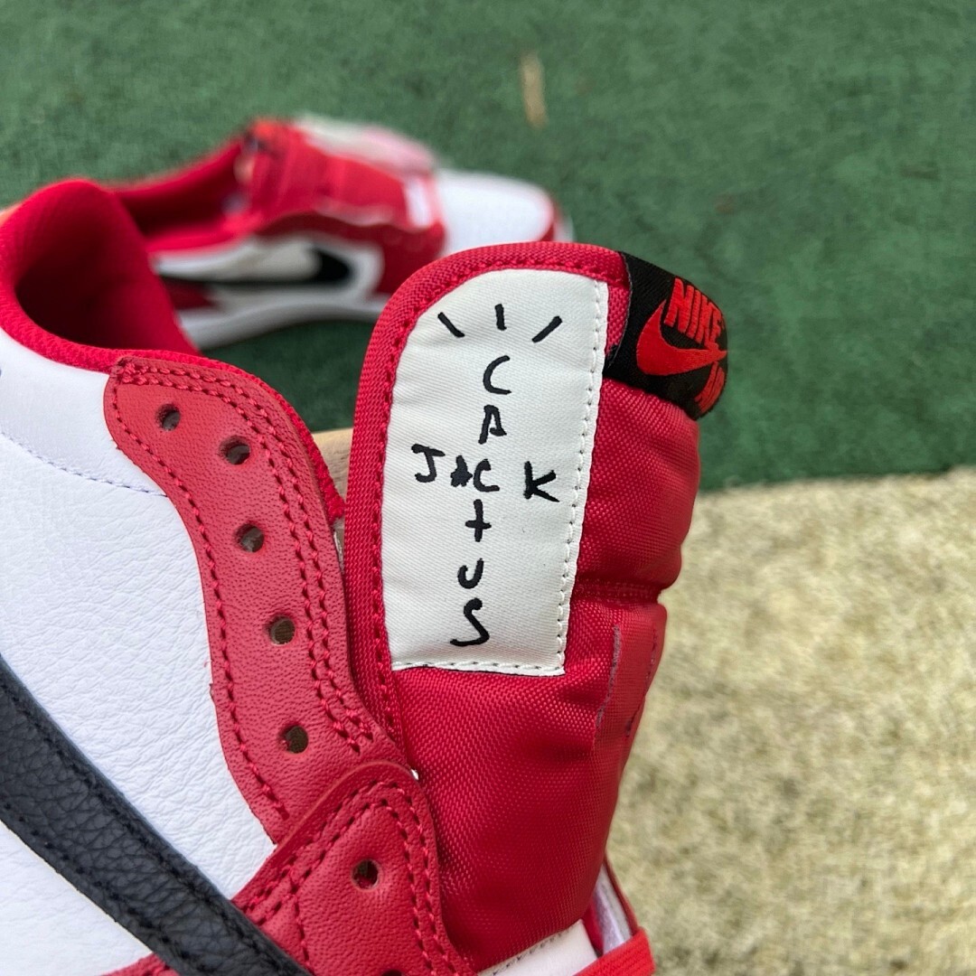 Nike Air Jordan 1 Low Travis Scott Chicago - Image 13