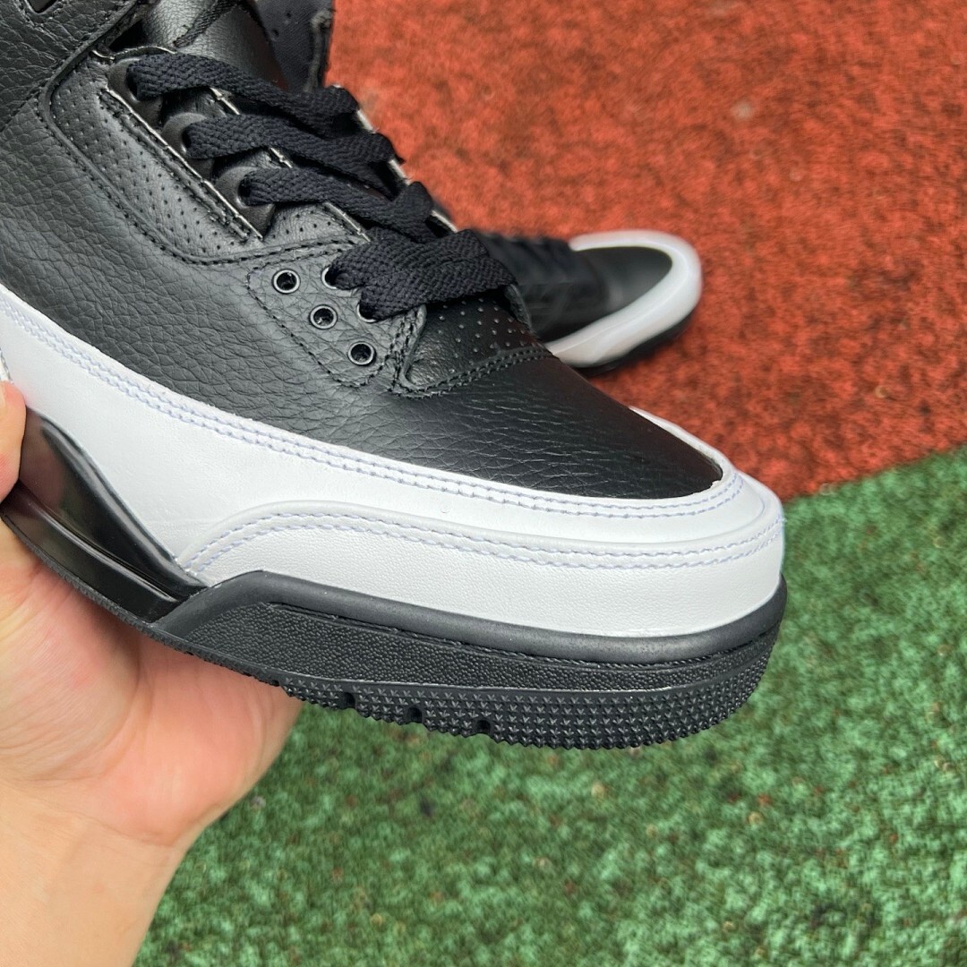 Air Jordan 3 Retro SP Fragment Black White DA3595-100 - Image 4