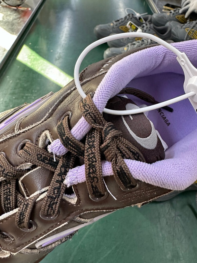 Balenciaga B-SKATE Sneaker Brown Lilac - Image 6