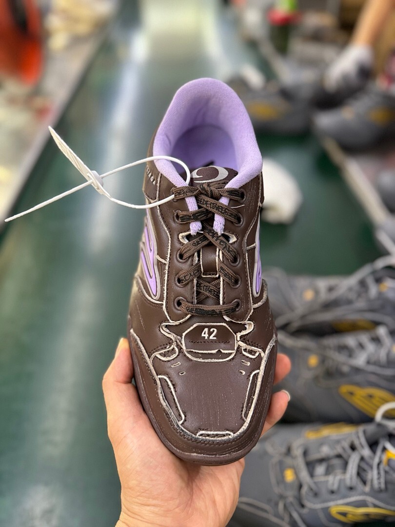 Balenciaga B-SKATE Sneaker Brown Lilac - Image 9