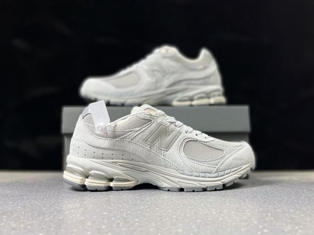 New Balance 2002R Phantom Grey Lifestyle Running Sneakers Shoes