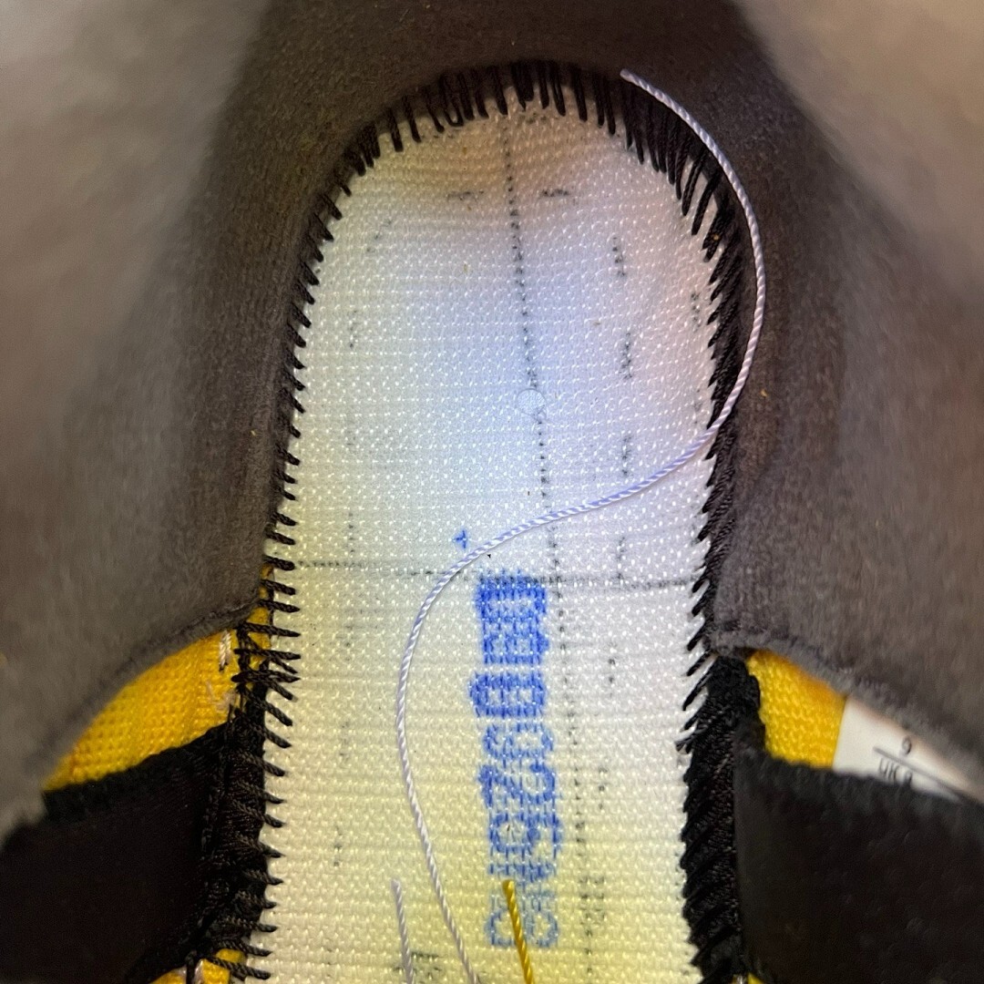 Air Jordan 5 'Michigan' Player Exclusive Amarillo College Navy Wolf Grey Black - Image 4