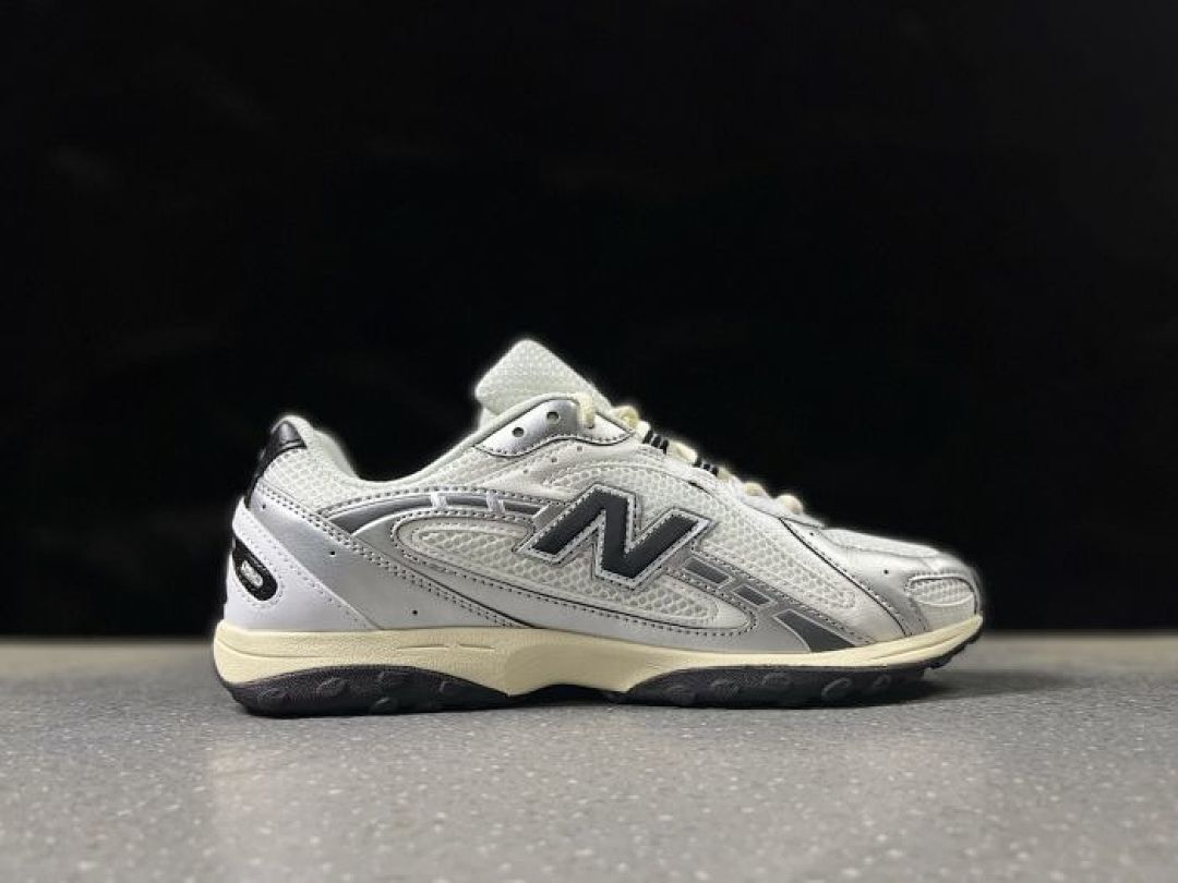 New Balance 2002R White Silver Metallic M2002RHO Men's Women's Lifestyle Running Shoes Sneakers Trainers - Image 4