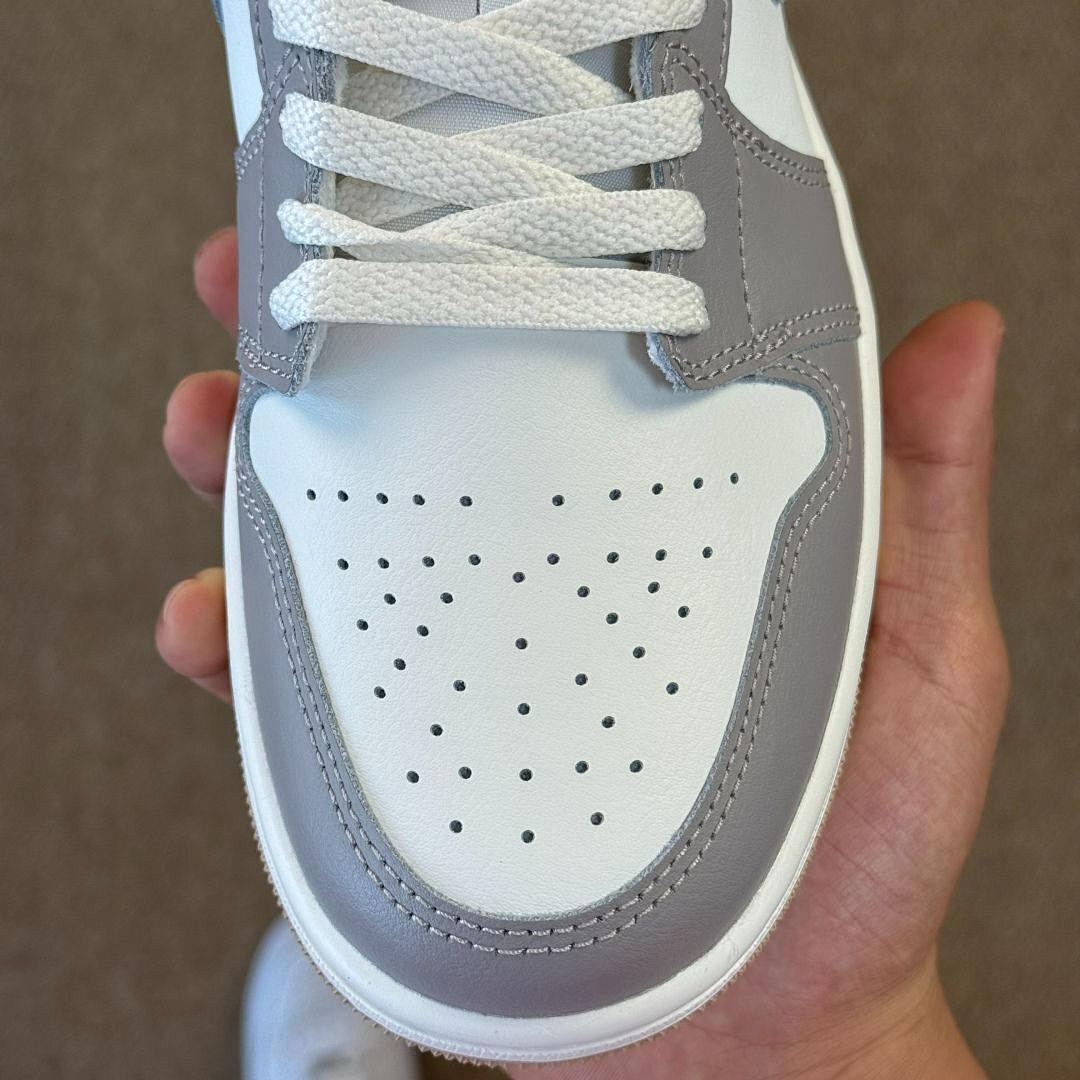 Air Jordan 1 Low "Cement Grey" 553558-053 - Image 3