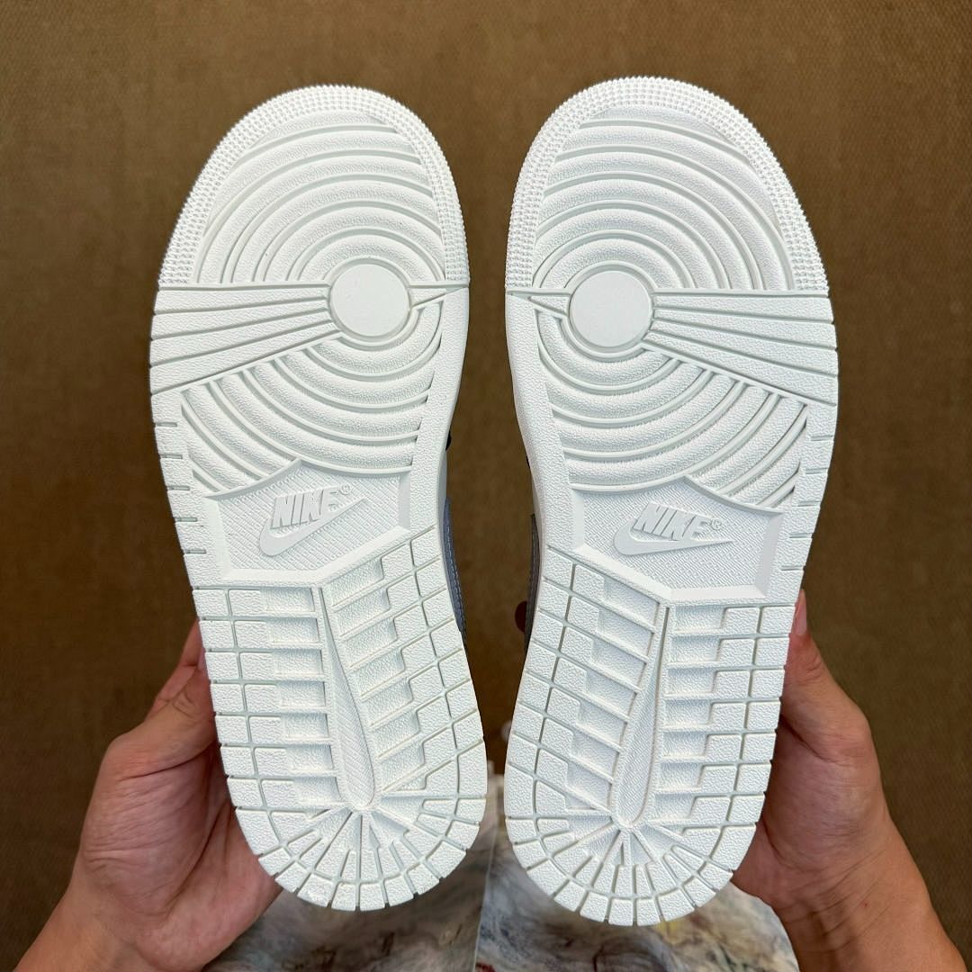 Nike Air Jordan 1 Low Light Smoke Grey 553558-039 - Image 8