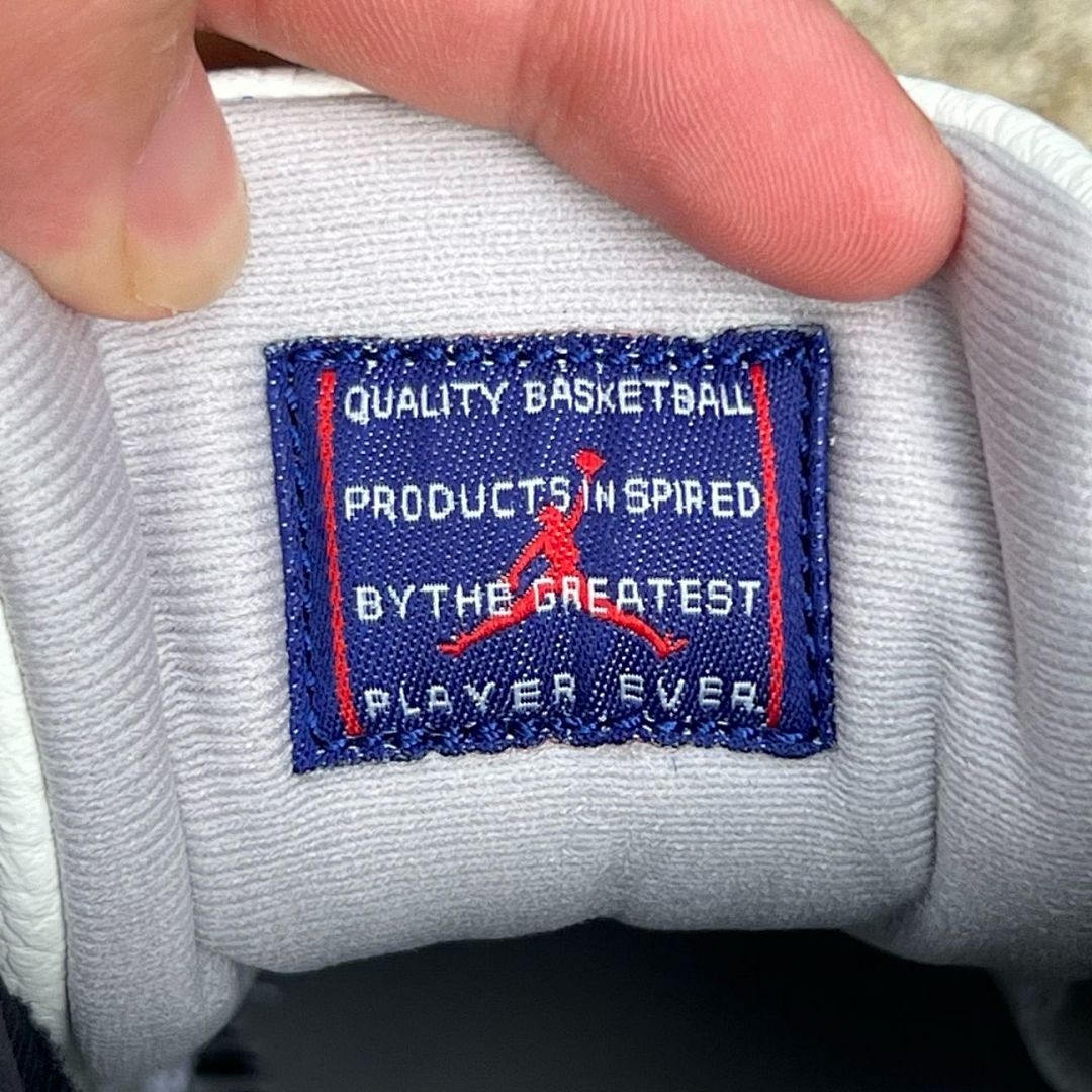 Air Jordan 11 Retro White Royal Blue University Red - Image 4