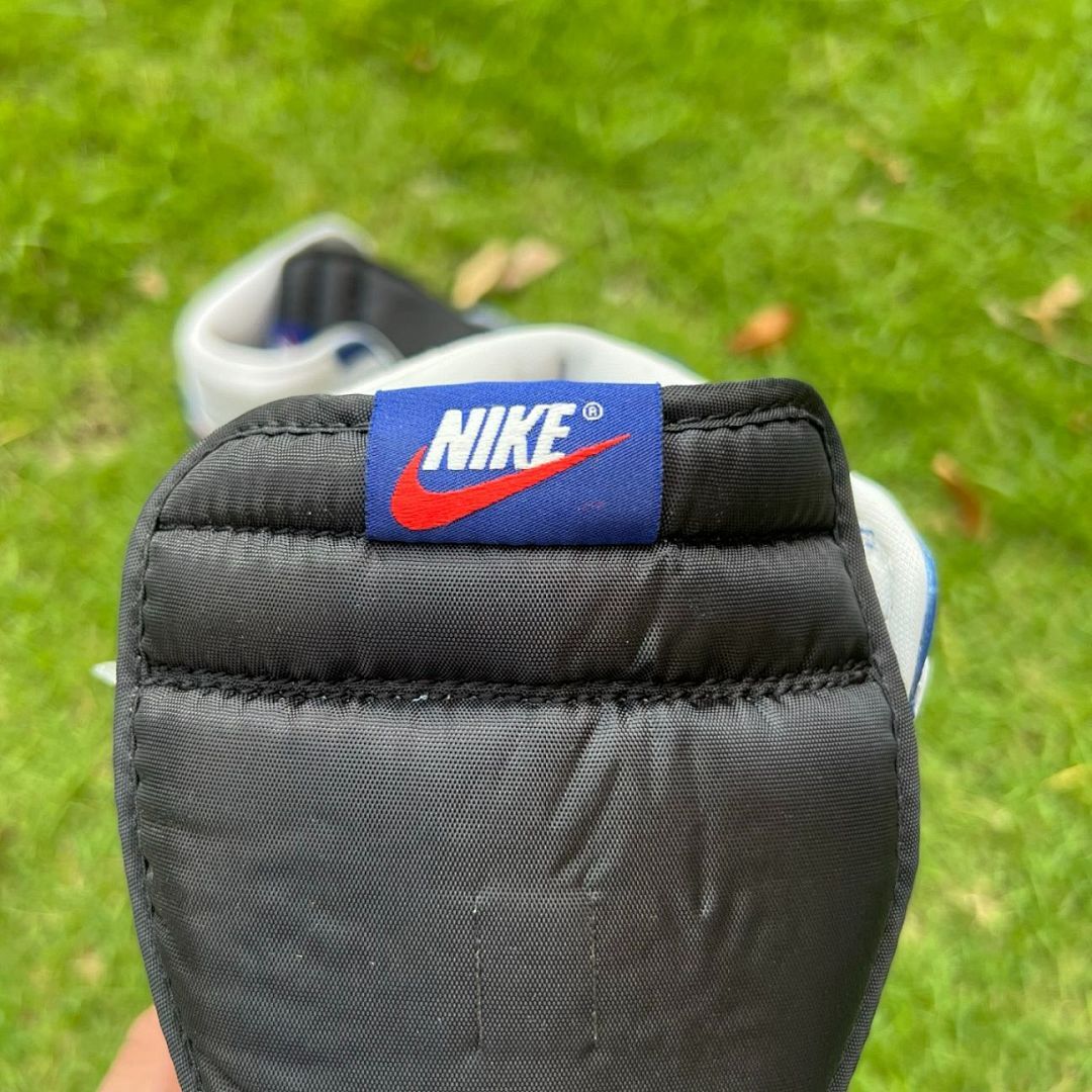 Air Jordan 1 Retro High OG Dark Marina Blue 555088-404 - Image 7