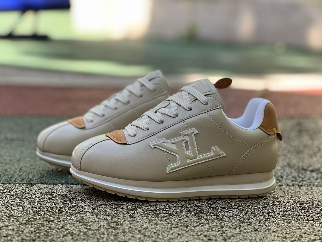 Louis Vuitton LV Runner Sneaker Beige Leather - Image 10