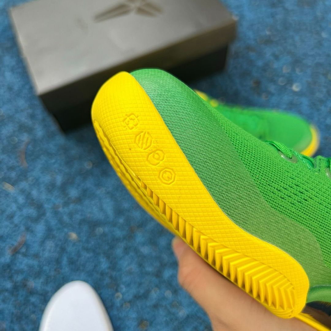 Nike Kobe 6 Protro Oregon Ducks PE - Image 4
