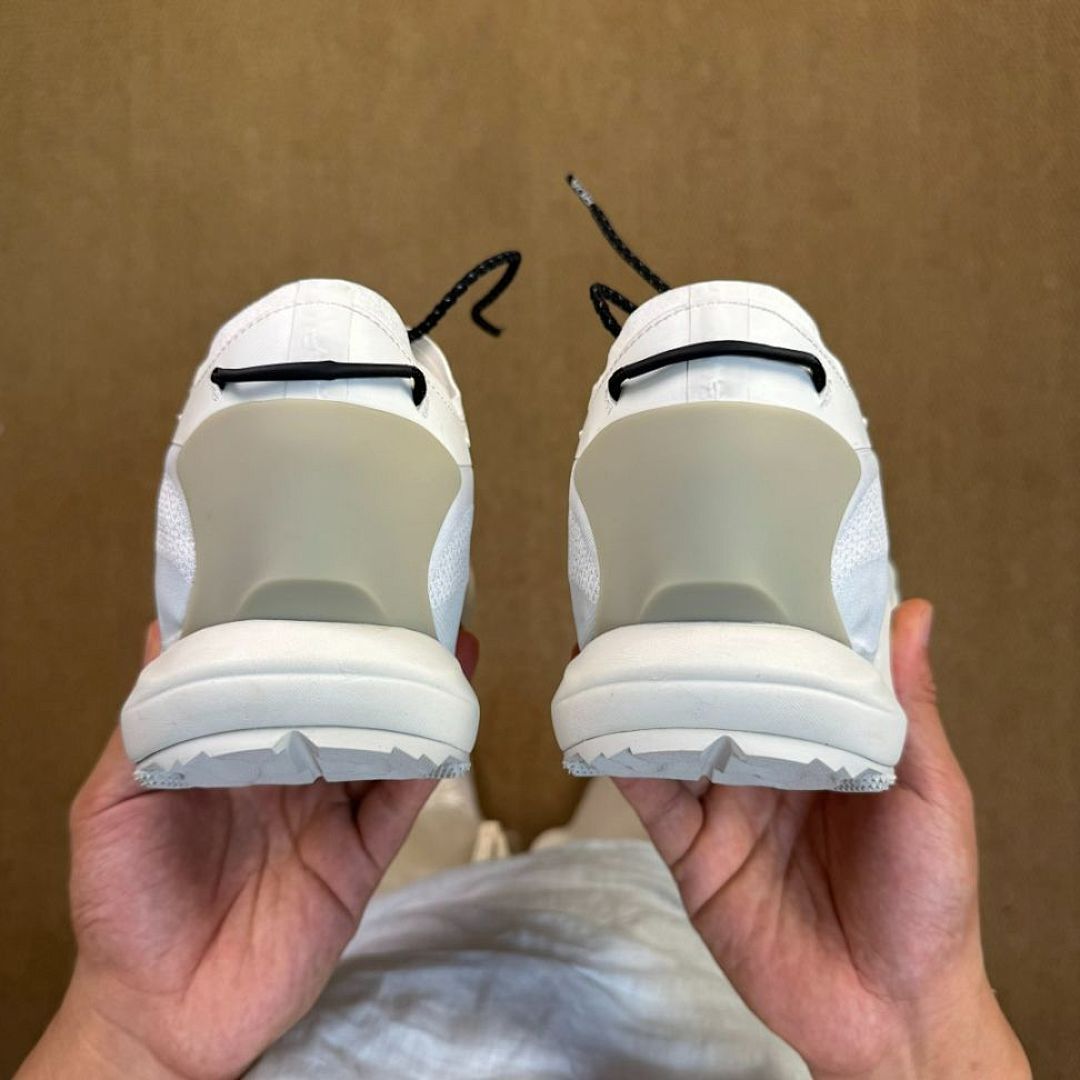 Satisfy Space-O Trail Shoes Bone - Image 7