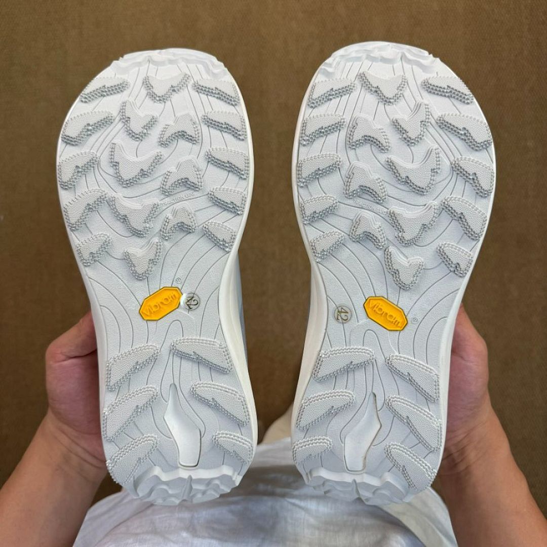 Satisfy Space-O Trail Shoes Bone - Image 8