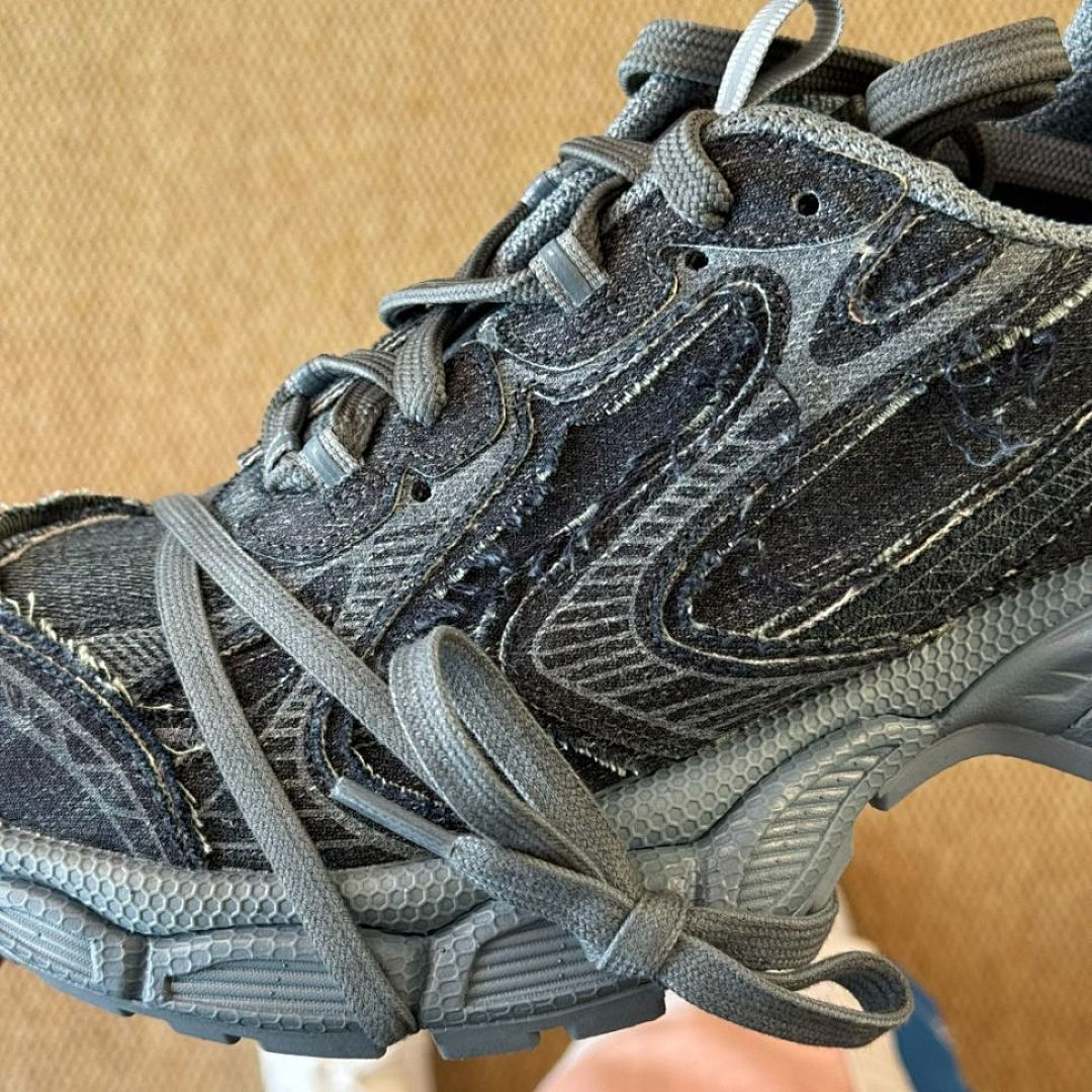 Balenciaga 3XL Trainer distressed denim sneakers 777649 W3XL1 4969 - Image 5