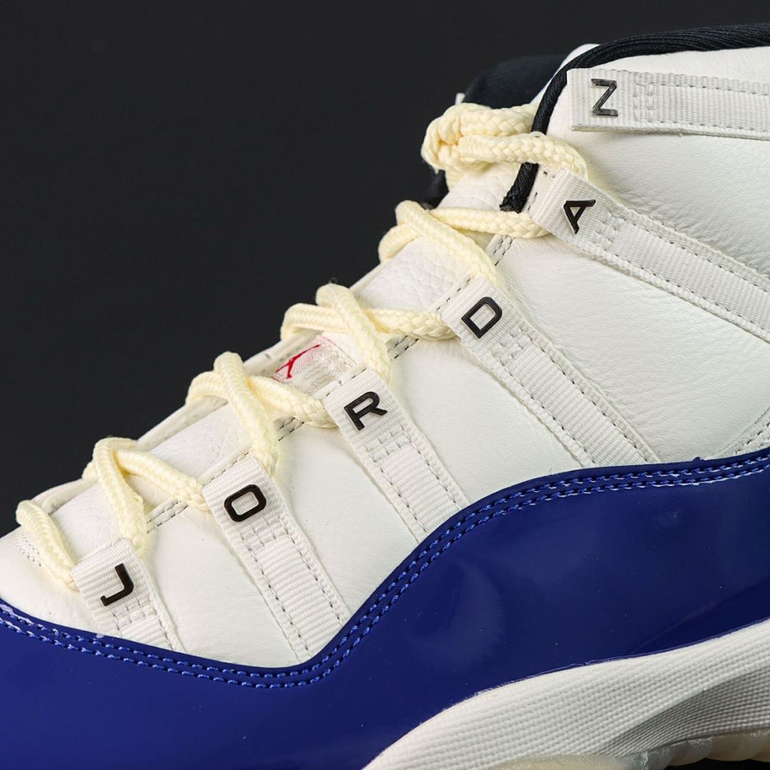 Air Jordan 11 Retro Royal Blue - Image 7