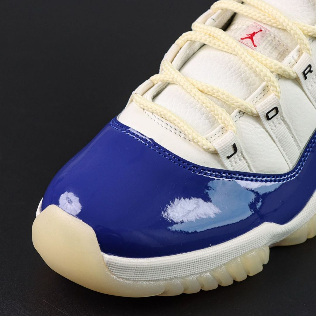 Air Jordan 11 Retro Royal Blue - Image 10