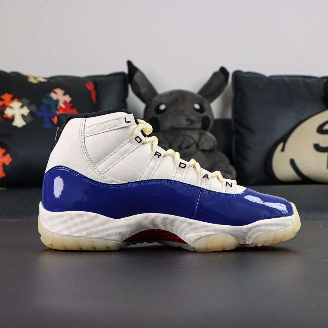 Air Jordan 11 Retro Royal Blue - Image 14
