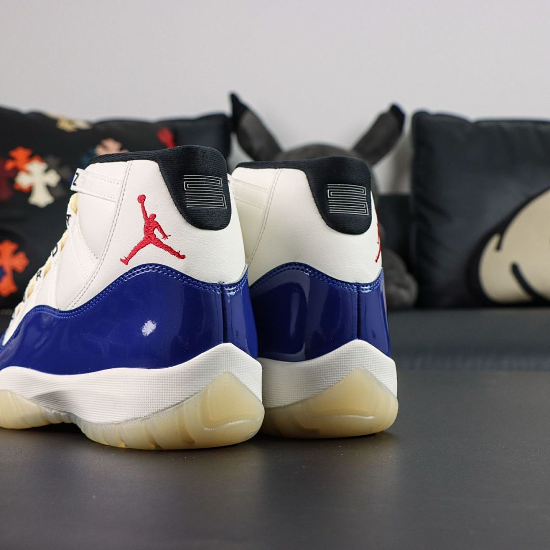 Air Jordan 11 Retro Royal Blue - Image 15