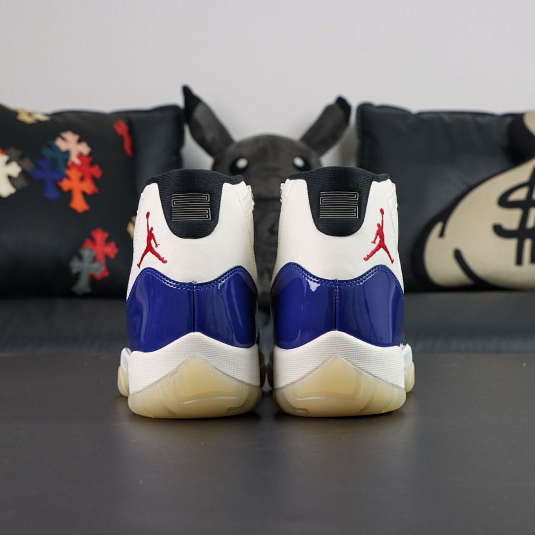 Air Jordan 11 Retro Royal Blue - Image 18