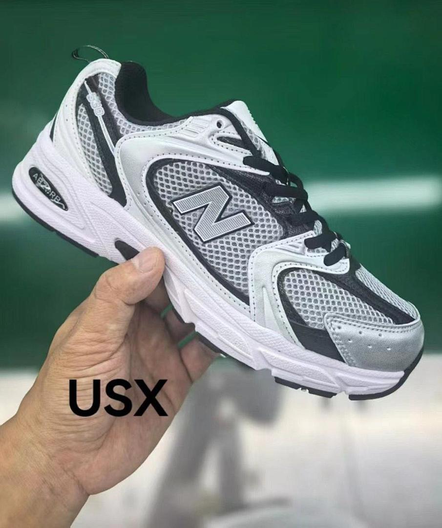 New Balance 530 White Silver Metallic Black Sneakers MR530