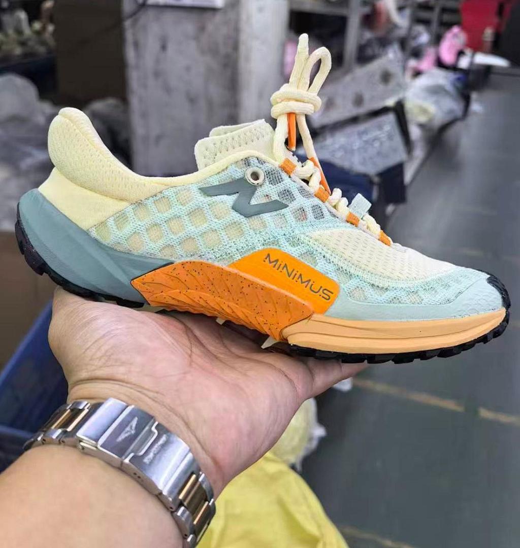 Minimus Z Logo Lightweight Running Training Athletic Shoes - Multi-Color Mesh Sneakers Cream Orange Teal