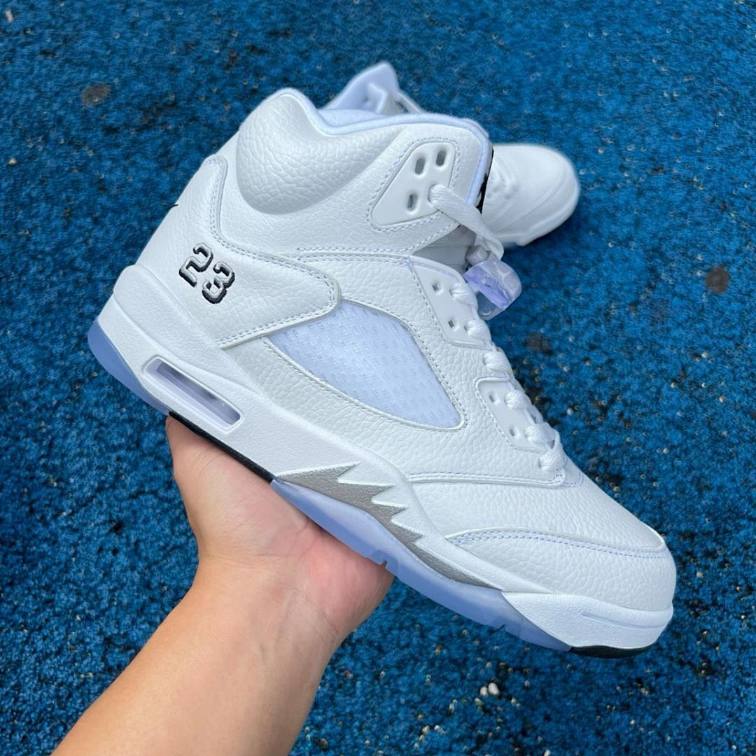 Air Jordan 5 Retro Pure Platinum 136027-130 - Image 9