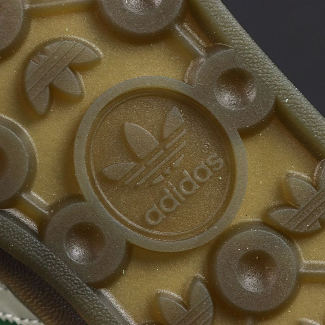 Adidas Yunque Collegiate Green Cloud White Gum IE0847 - Image 5