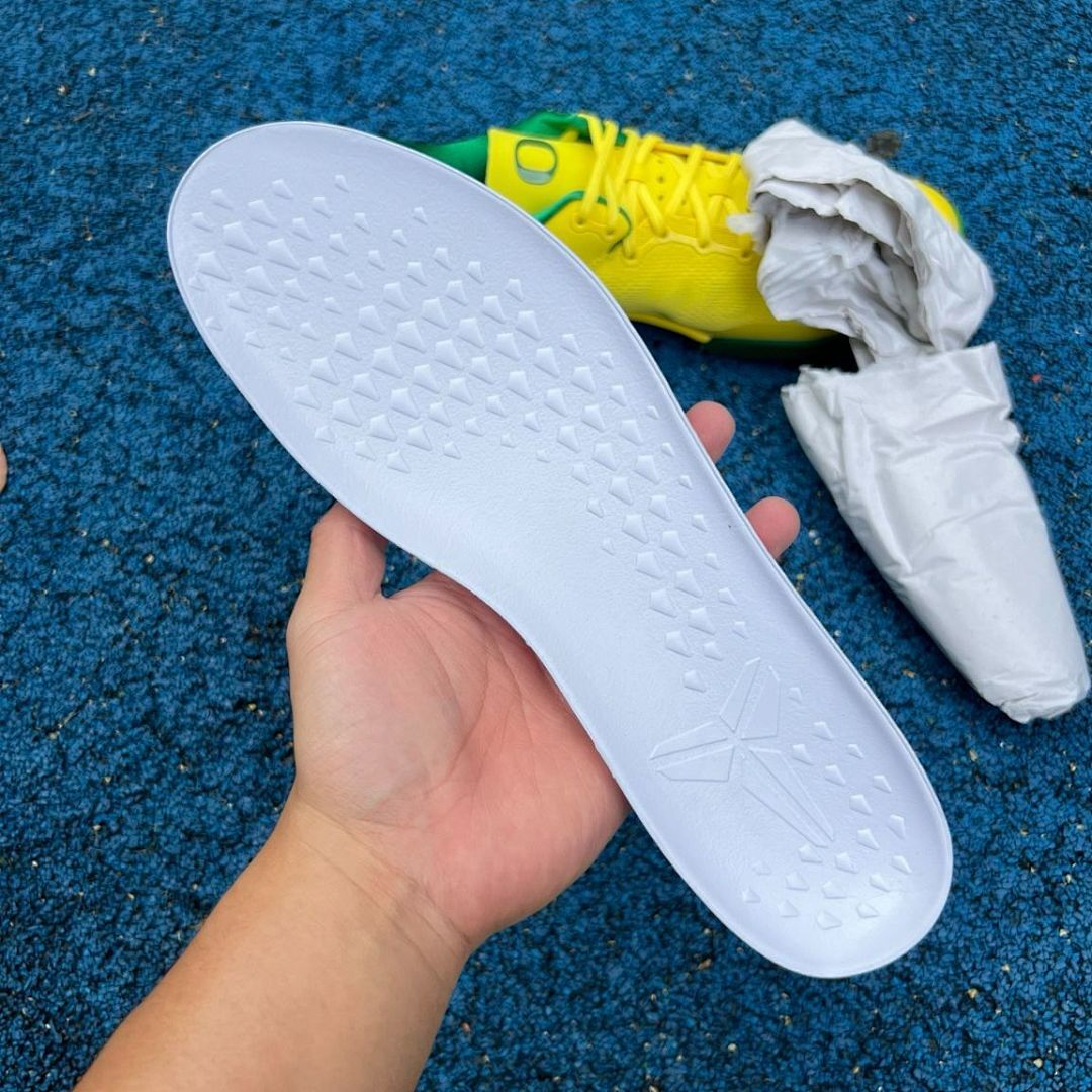 Nike Kobe 8 System 'Brazil' Dynamic Yellow Stadium Green 555035-700 - Image 6