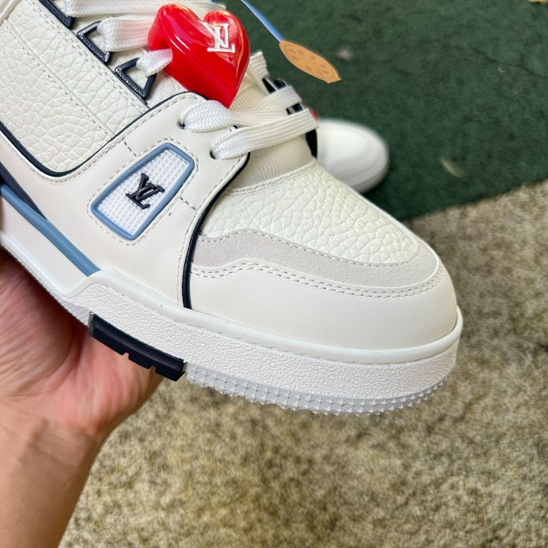 LV Trainer Sneaker Ecru and Blue 1A9ZFN - Image 3