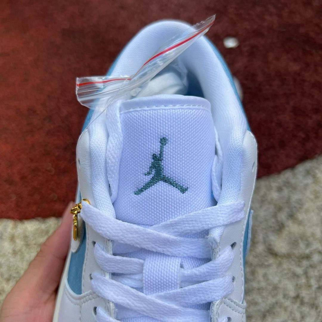 Air Jordan 1 Low SE Washed Denim Light Marine White Gum Yellow DR6970-400 - Image 5