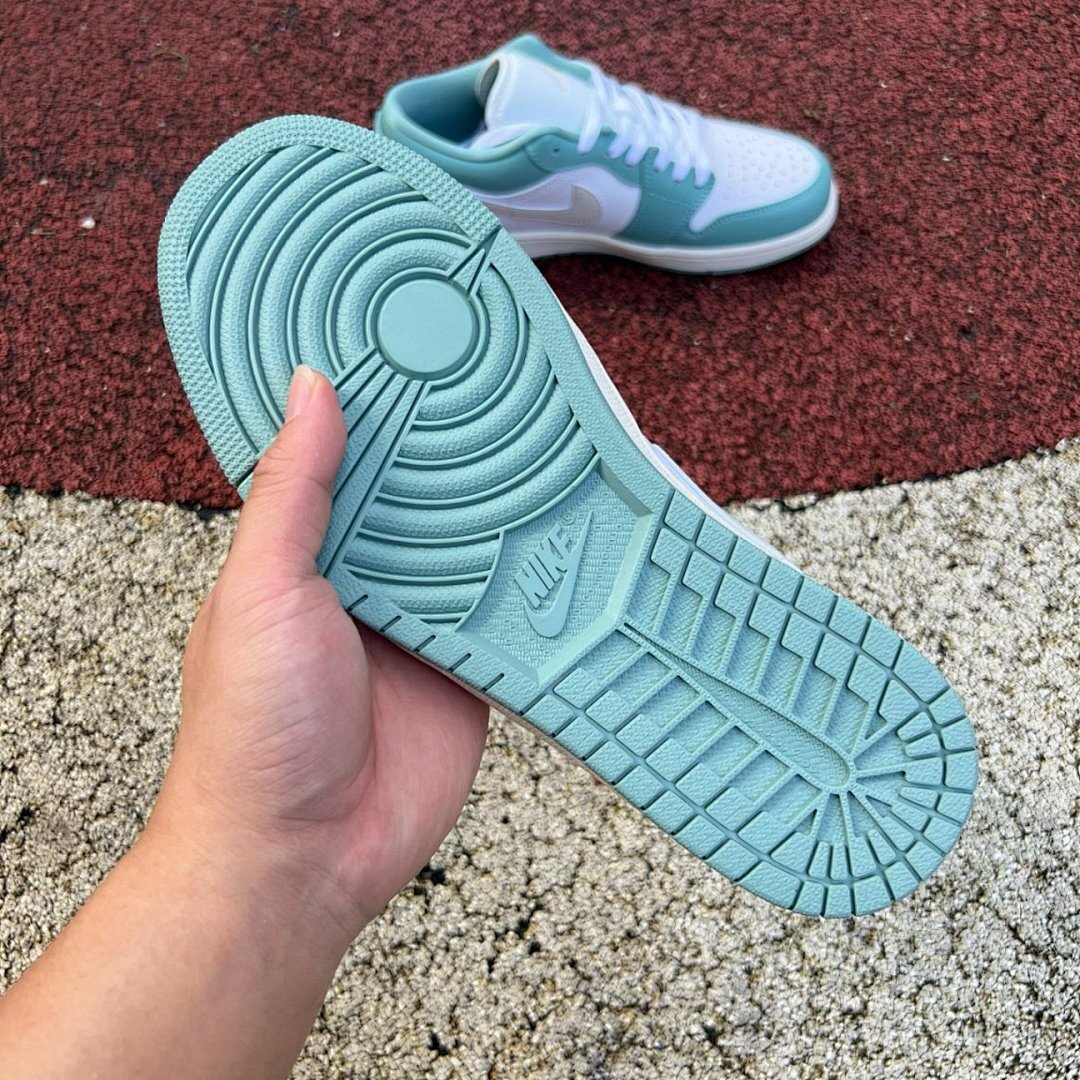 Air Jordan 1 Low 'Vintage Green' DQ8422-300 - Image 6