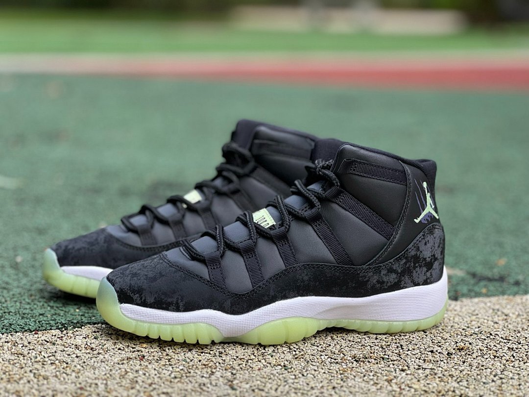Air Jordan 11 Retro Black Green Glow Cracked Patent