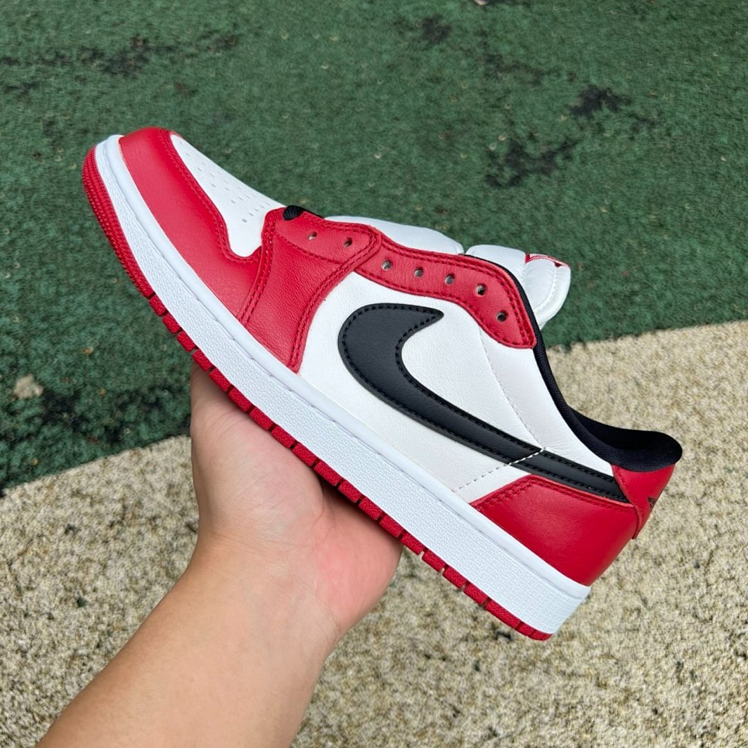 Air Jordan 1 Low Varsity Red 553558-606 - Image 10