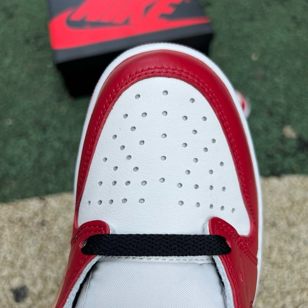 Air Jordan 1 Low Varsity Red 553558-606 - Image 12