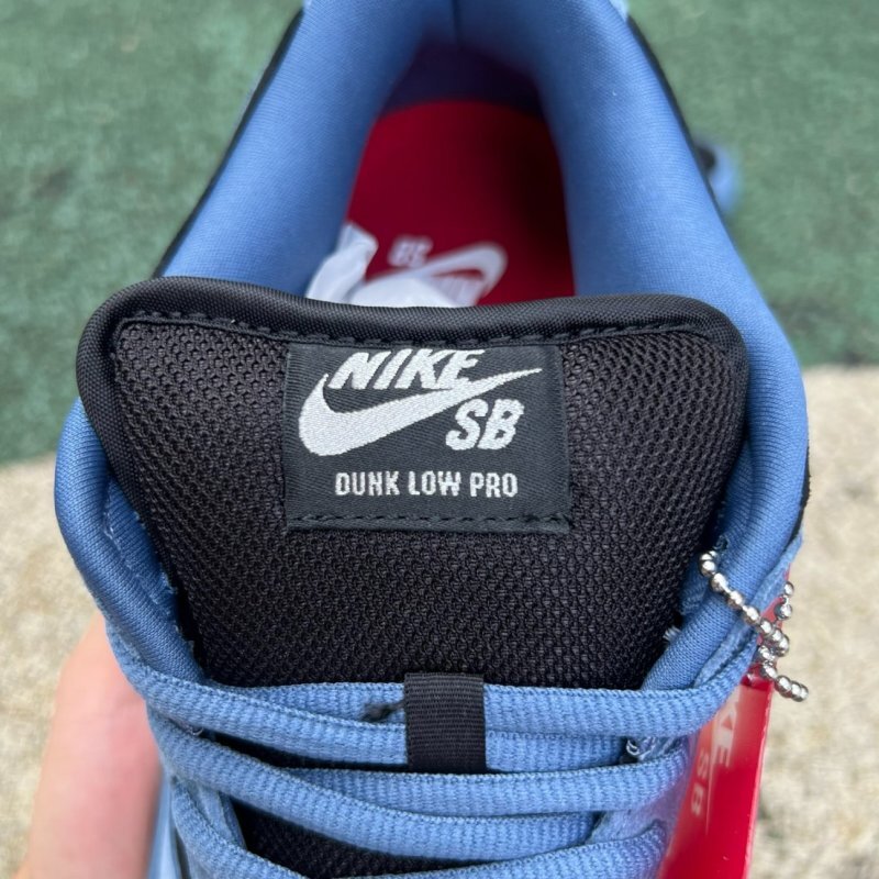 Nike SB Dunk Low Supreme Hyper Royal DH3228-103 - Image 14