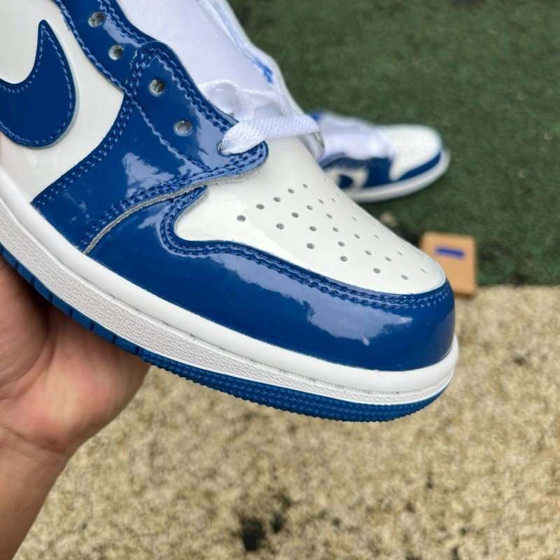 Air Jordan 1 Low Royal Blue Patent Leather - Image 4