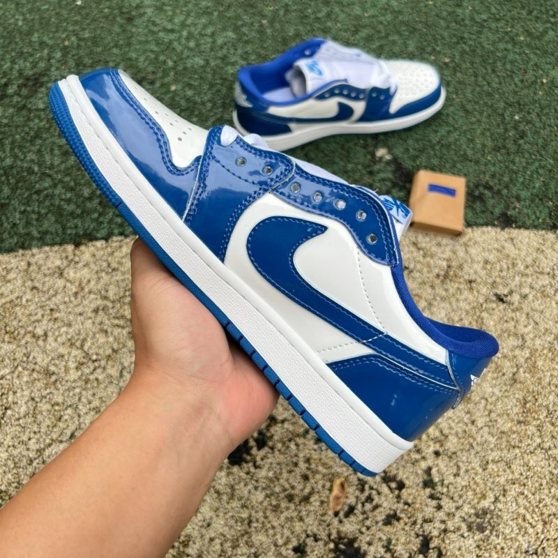 Air Jordan 1 Low Royal Blue Patent Leather - Image 8