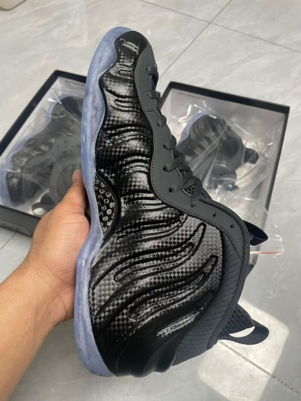 Nike Air Foamposite Pro Dark Grey Carbon Fiber 624041-007 - Image 4