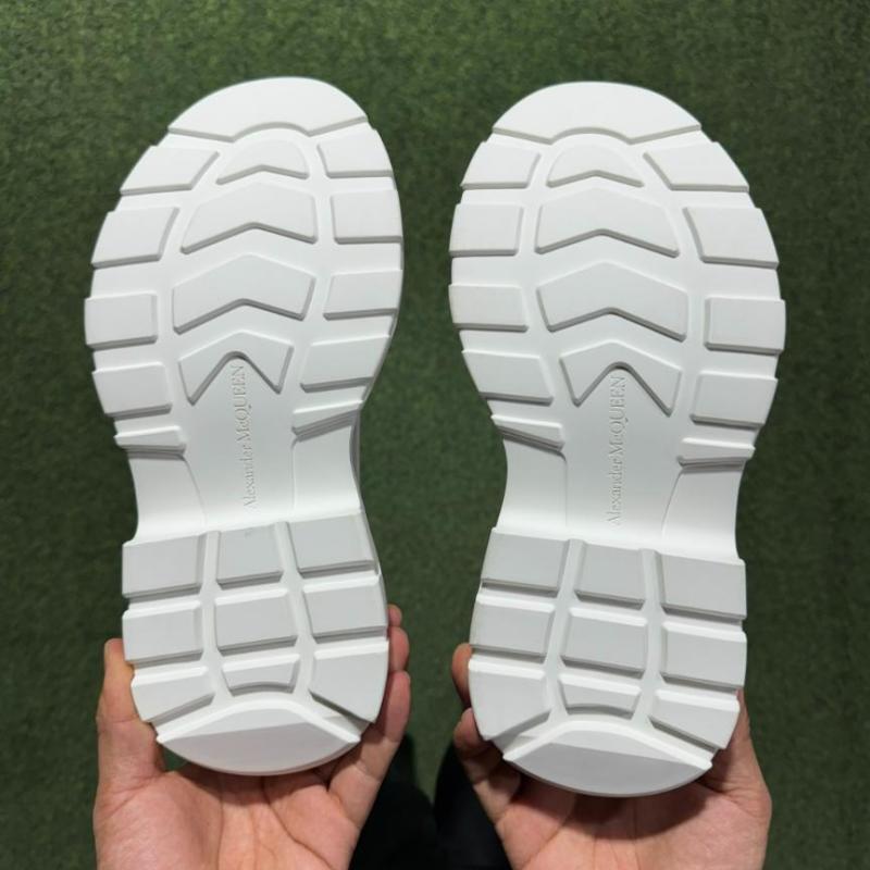 Alexander McQueen Tread Slick Lace-up Sneaker White 611705W4L329000 - Image 8