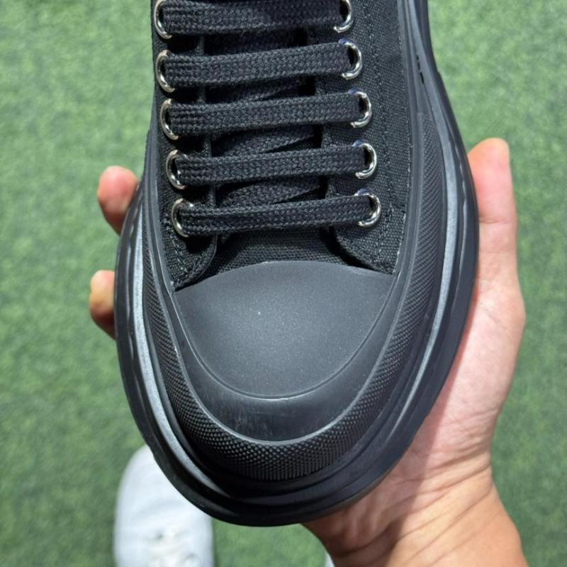 Alexander McQueen Tread Slick Lace-Up Sneaker Black 611705 W4MV2 1000 - Image 4