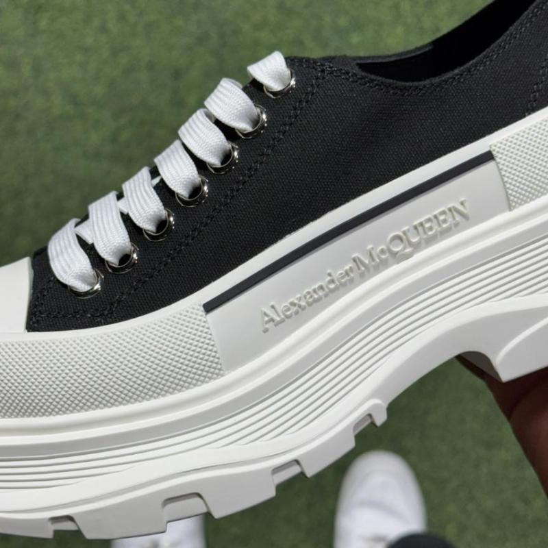 Alexander McQueen Tread Slick Lace-Up Canvas Sneakers Black White 611705 W4MV2 1070 - Image 5